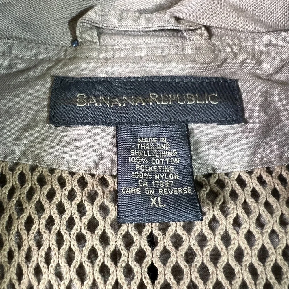 Banana Republic Mens XL Gray Utility Fishing Photography Vest Multi-Pocket Lined